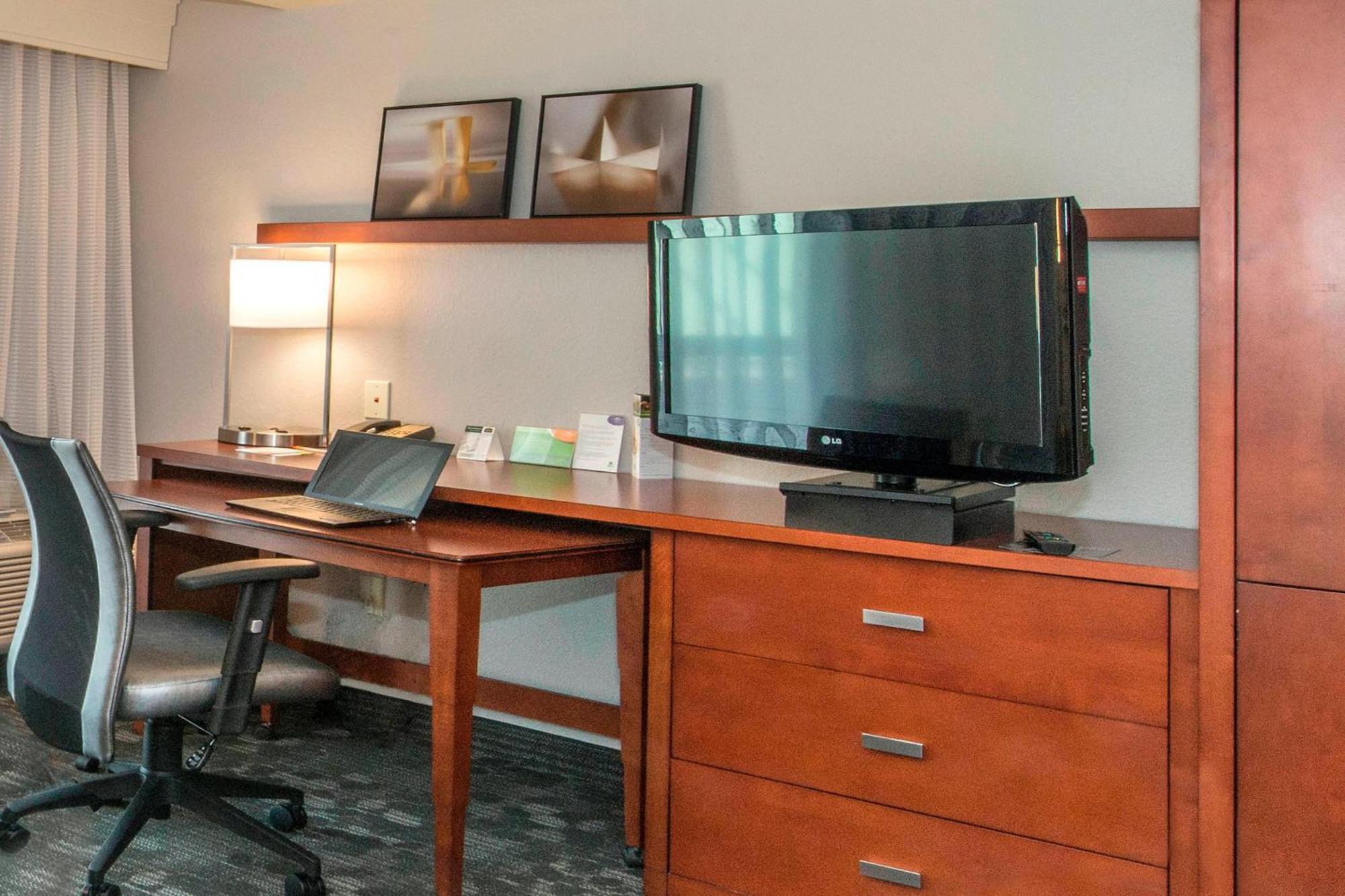Courtyard By Marriott Montgomery Prattville Exterior foto